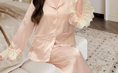 20岁女rapper越南